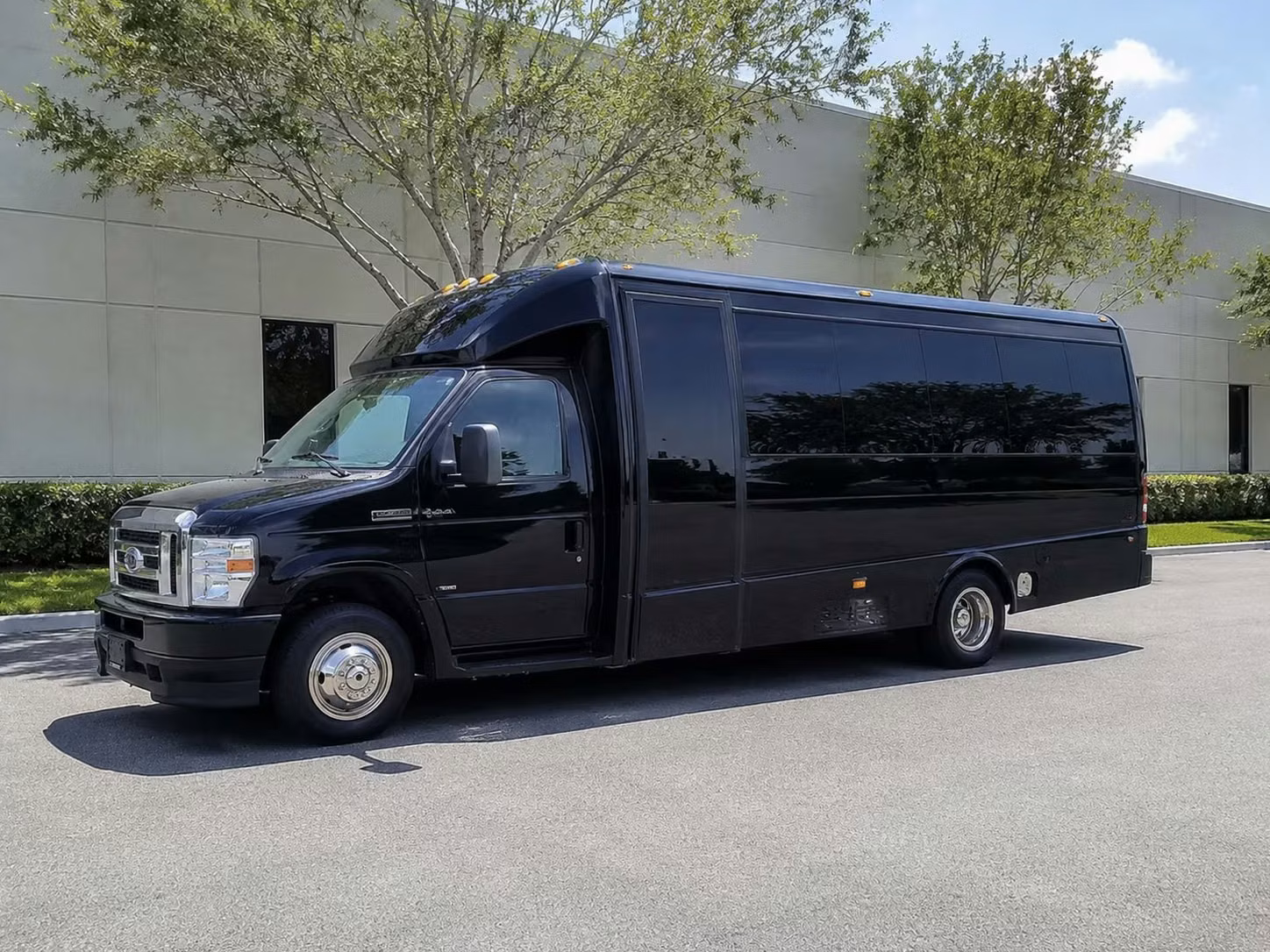 18 passenger minibus