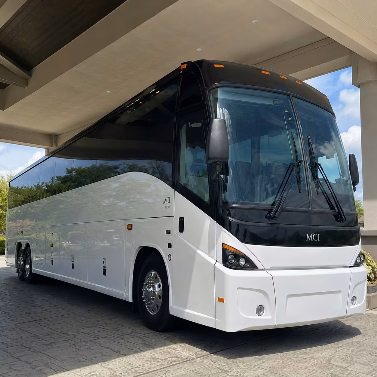 busrentaldenton com can handle recurring shift shuttles for denton industrial and manufacturing employers