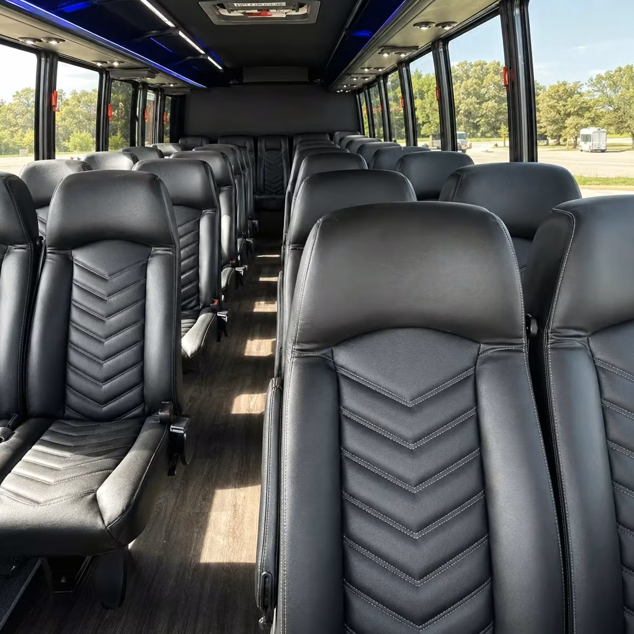 denton 30 passenger minibus rental